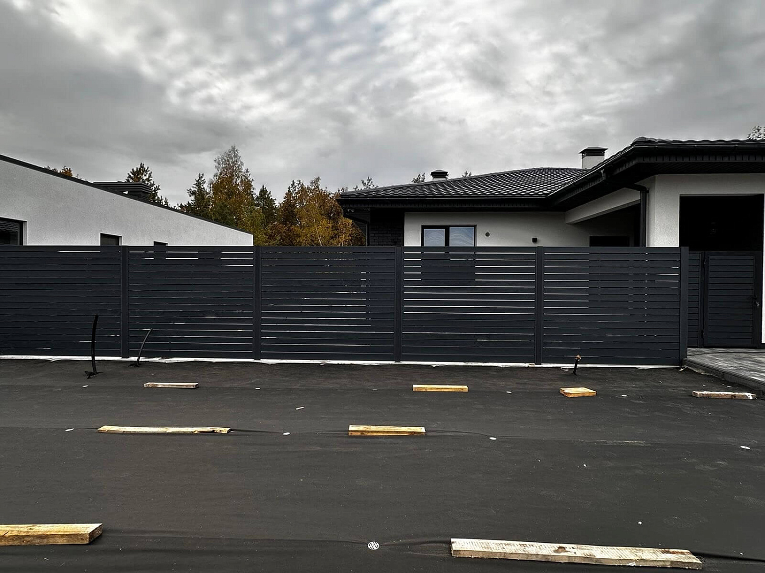 Металлопланкен, Еврожалюзи 42м RAL7024/7024 Серый Графит двусторонний МАТТЕ